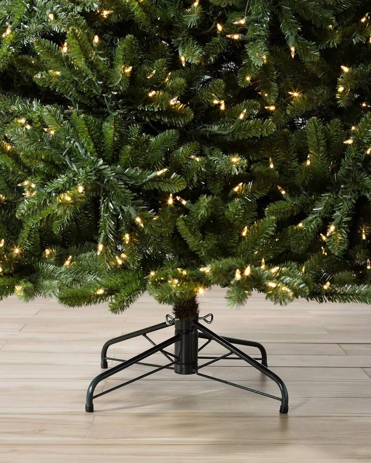Balsam Hill 9ft Unlit Classic Blue Spruce Artificial Christmas Tree
