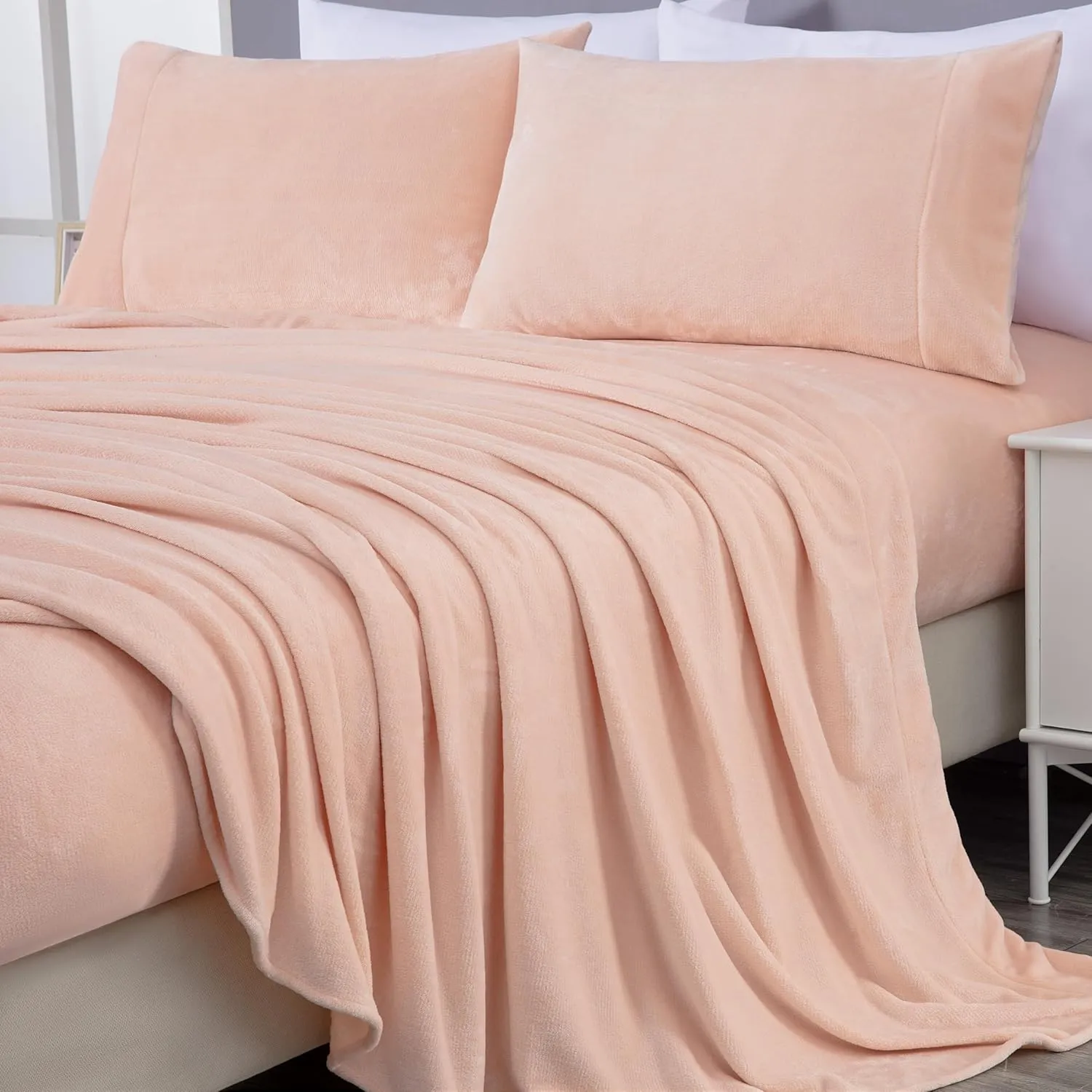 Chezmoi Collection Extra Soft Fleece Sheet Set Queen, Microplush Non-Pilling Velvety Bed Sheet, Deep Pocket - Lightweight All Season Warmth, Queen, Blush Pink