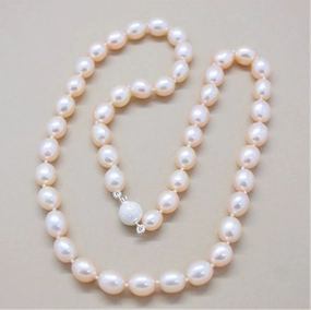 Creamy Peach Freshwater Pearl Necklace