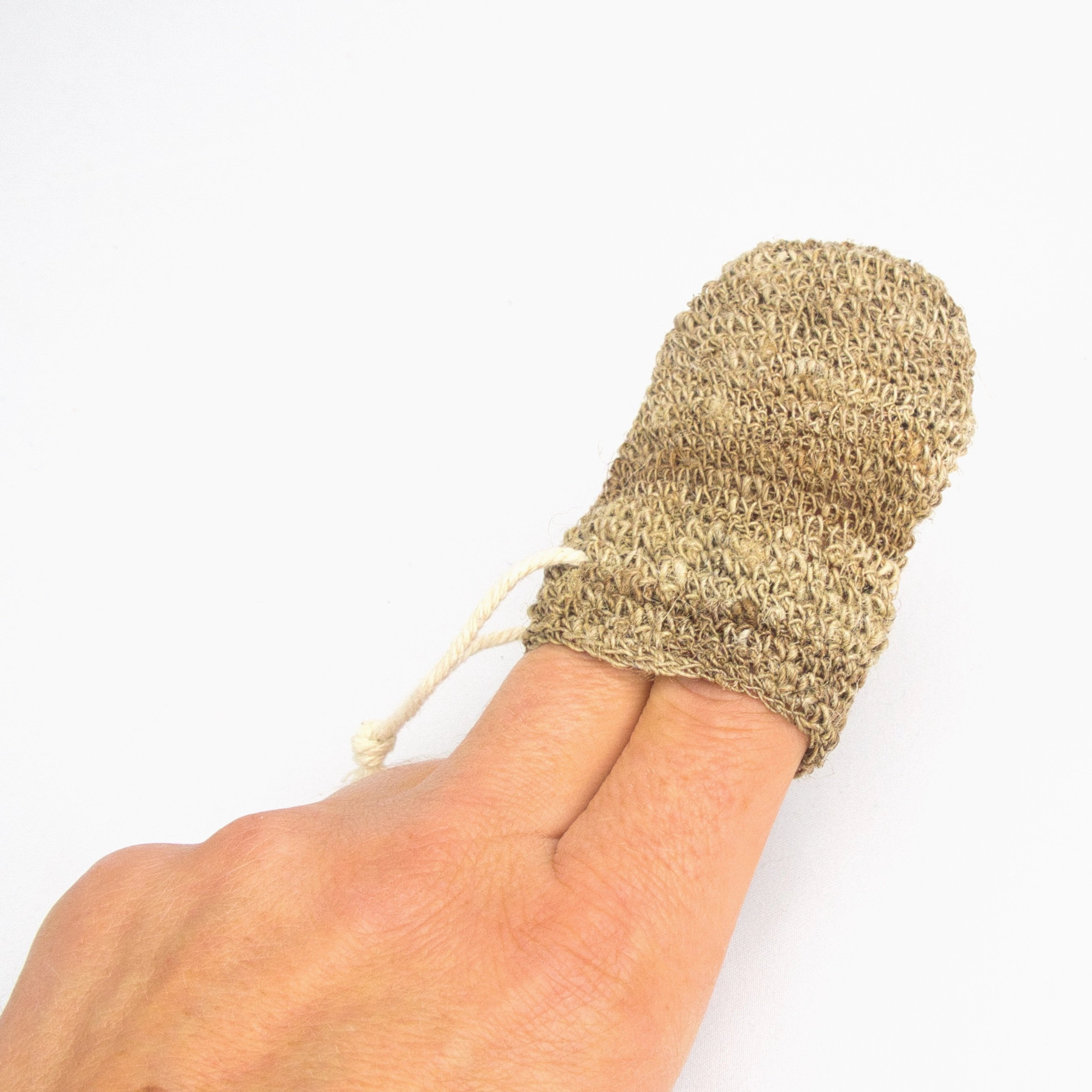 Giant Nettle Exfoliating Face Glove