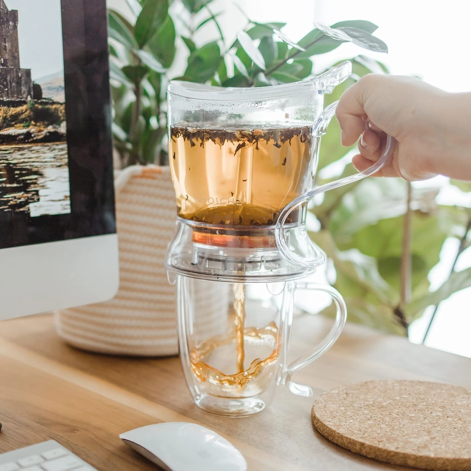 GROSCHE Aberdeen Tea Infuser Teapot & Smart Tea Maker - BPA-Free, Drip-Free Design | Coaster | Easy Brew | Easy Clean Steeper | Loose Leaf Brewing - Stylish Design | 17.7 oz - 1000 ml
