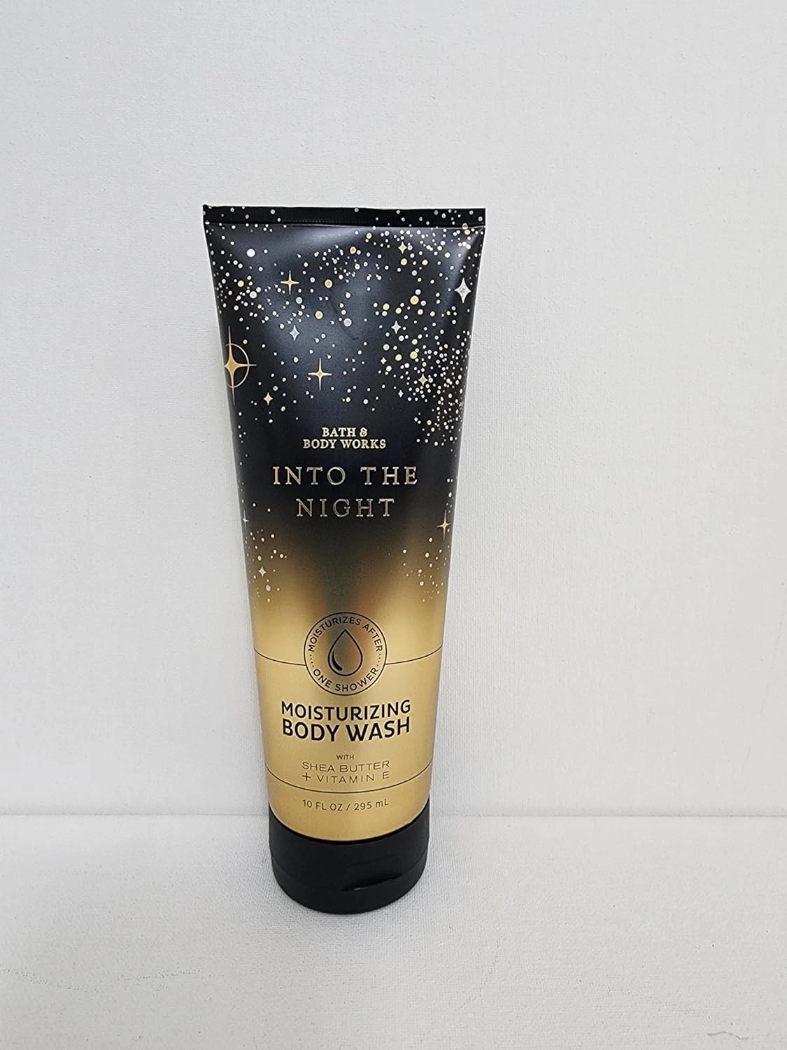 Into The Night Moisturizing Body Wash, with Shea Butter   Vitamin E, 10 FL OZ/295 mL, By Bath and Body