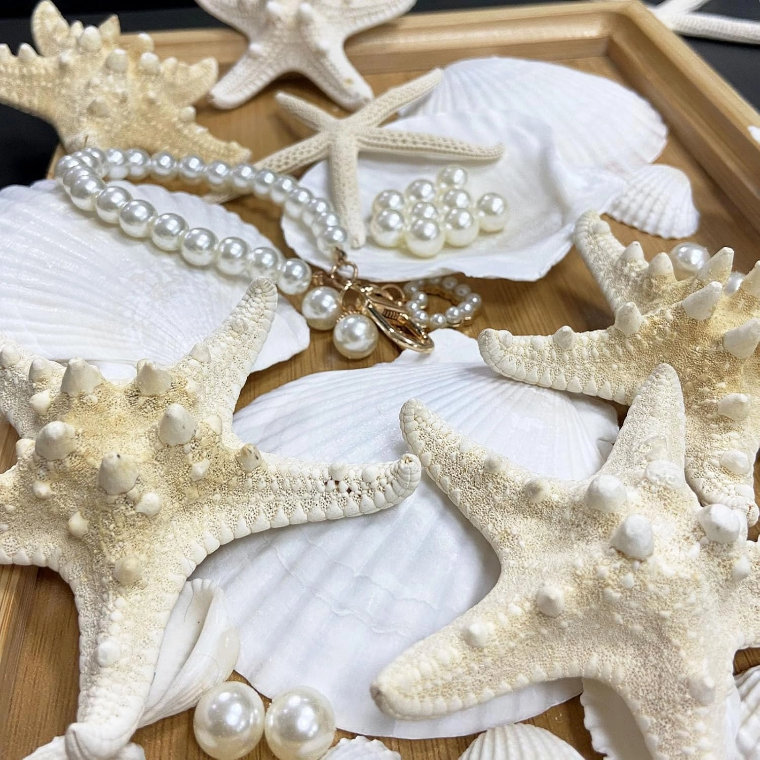 JQAQJU Starfish and Scallop Shells for Crafts 26PCS, Natural Large Beach Sea Shells for Crafts, Small Shells and Pearls Mixed, Baking Shells Perfect for Beach Party Christmas Decor Fishtank DIY