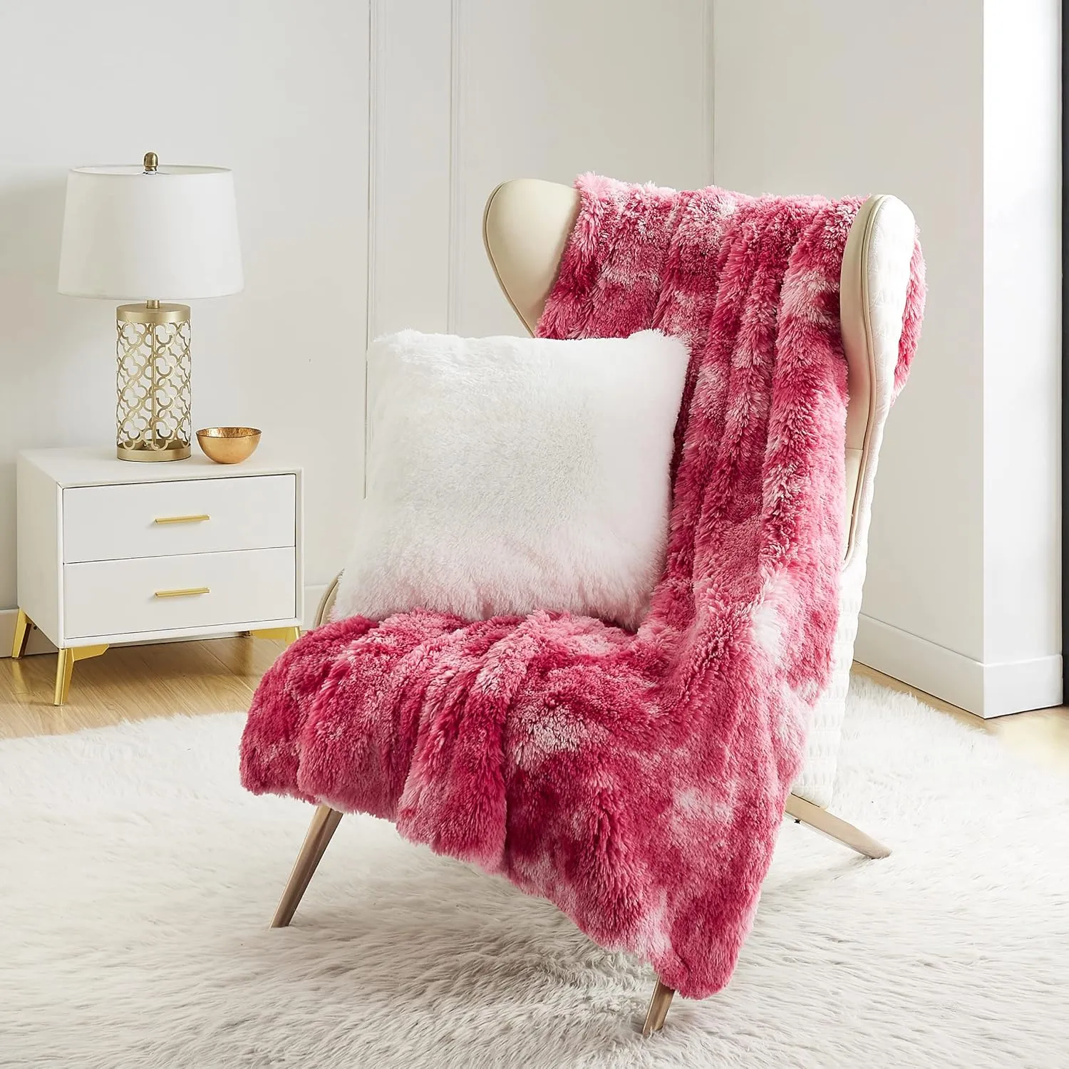 Juicy Couture Shaggy Faux Fur - Premium Throw Blanket - Living Room and Bedroom Décor - 50" x 70" Plush Throw, Pink Tie-Dye