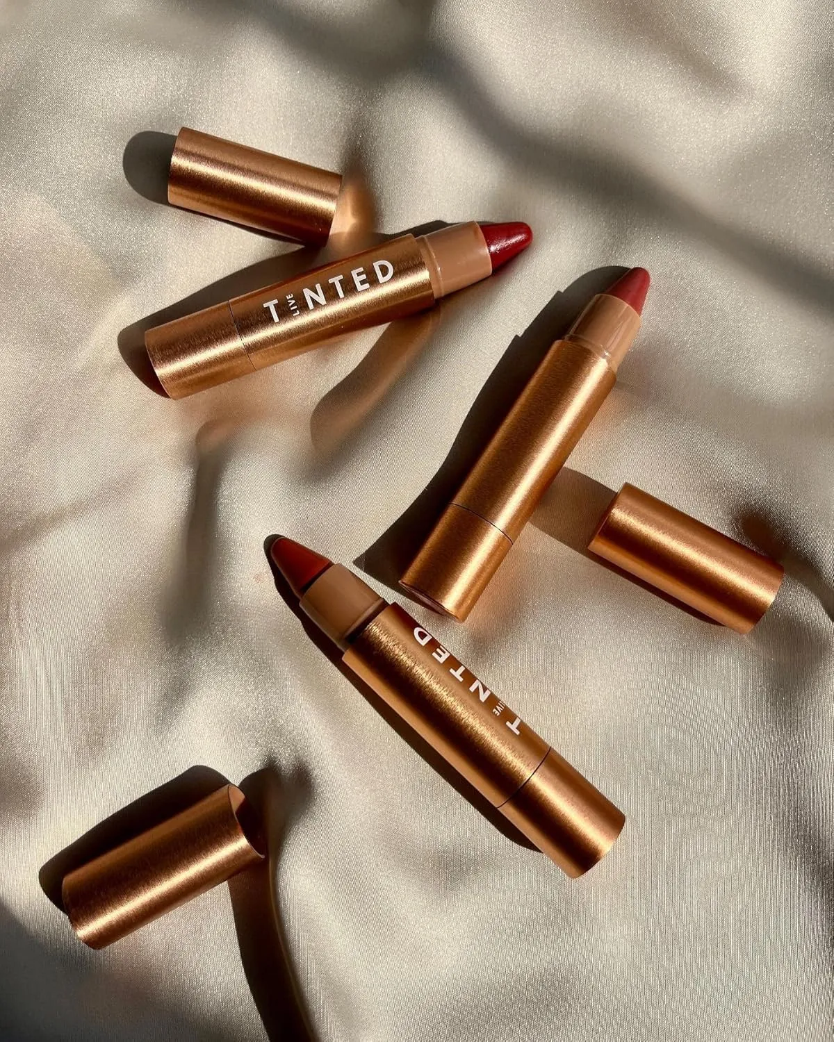 Live Tinted Huestick Multistick: Eye, Lip, & Cheek All In One Makeup stick with Hyaluronic Acid, Squalane, Twistable Crayon Design, Vegan Formula, Made for a Creamy Blendable Feel, Purpose 3g / 0.1oz