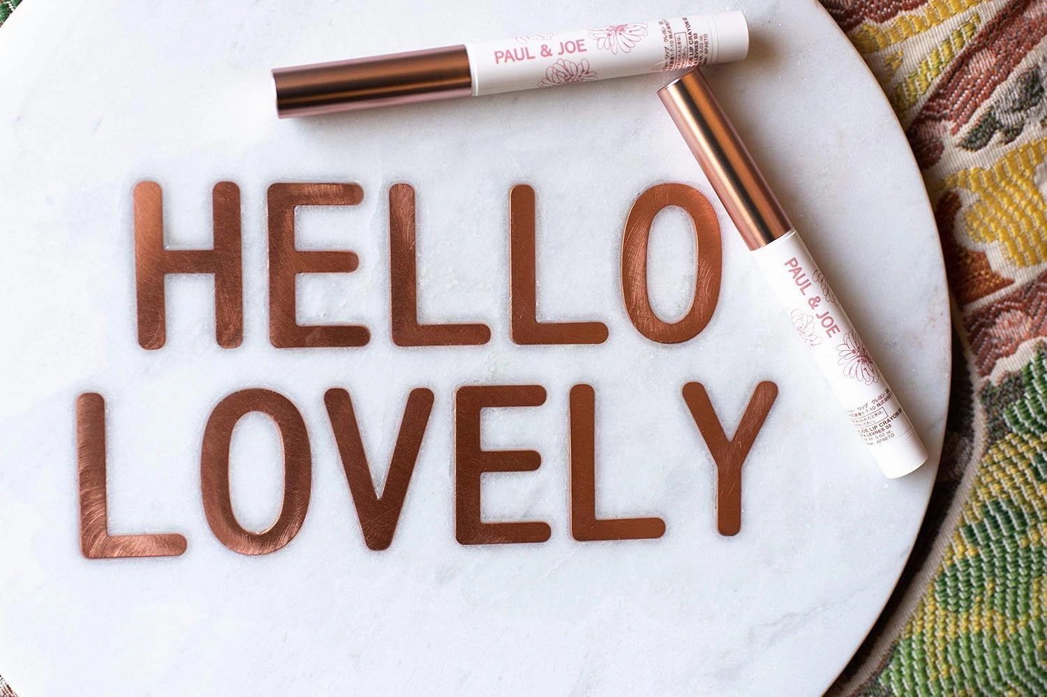 Paul & Joe Lip Crayon - Smooth Application and a Matte Finish - Made with Shea Butter, Jojoba Oil, and Macadamia Nut Oil - Chocolat Praline