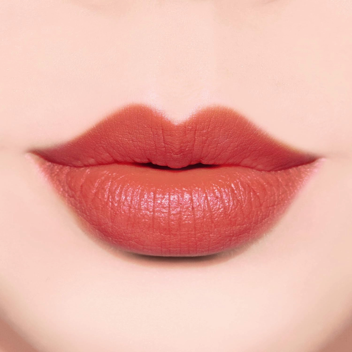Paul & Joe Lip Crayon - Smooth Application and a Matte Finish - Made with Shea Butter, Jojoba Oil, and Macadamia Nut Oil - Toujours Sourire