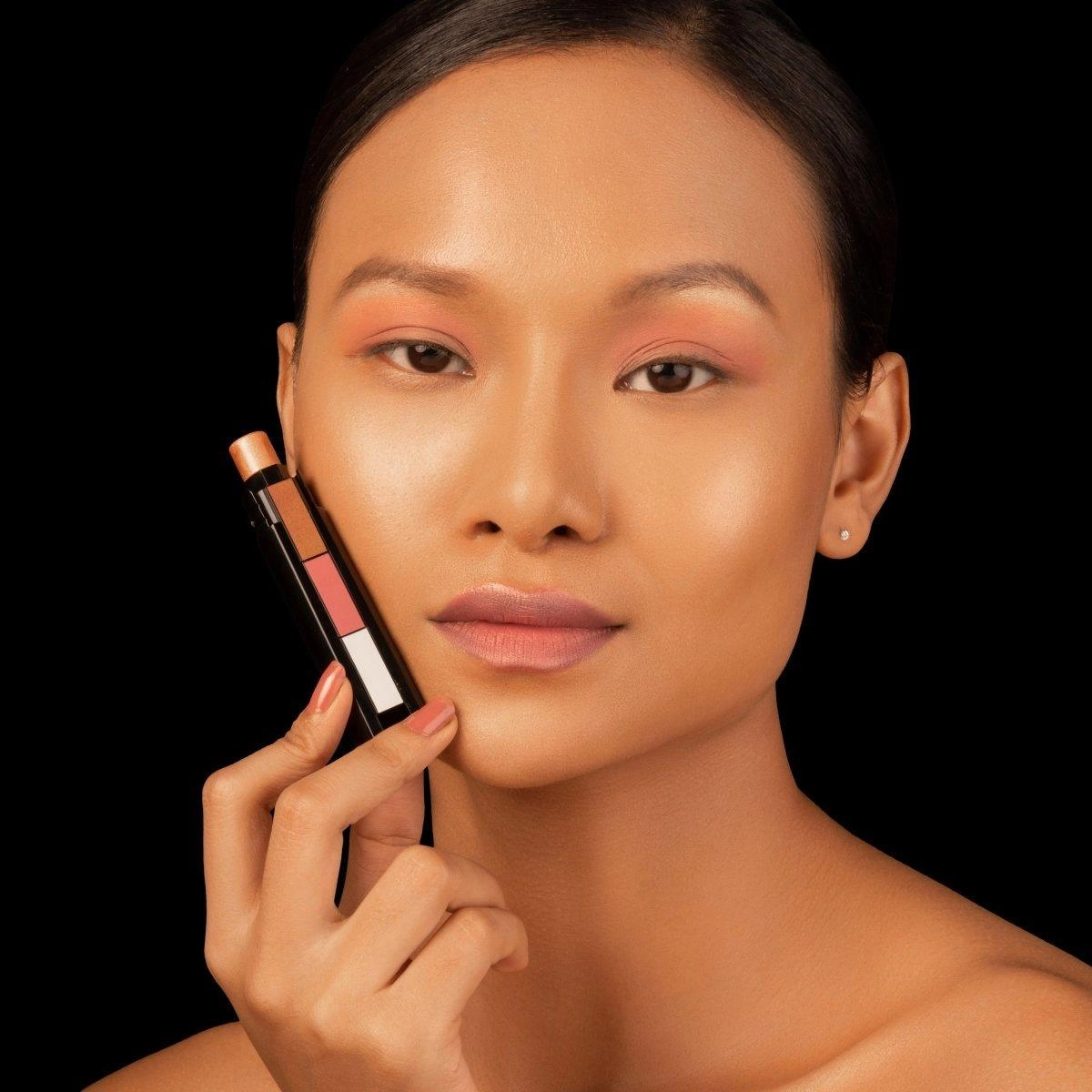 RENEE Fab 3 in 1 Highlighter 4.5gm