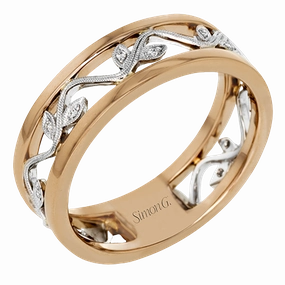 Right Hand Ring in 18k Gold with Diamonds