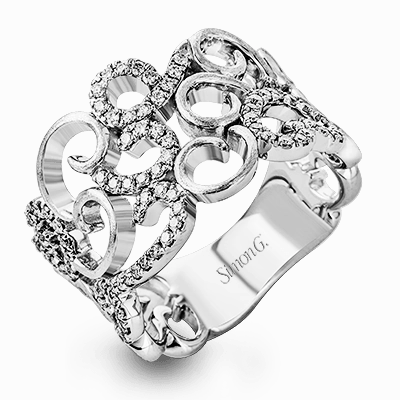 Right Hand Ring in 18k Gold with Diamonds