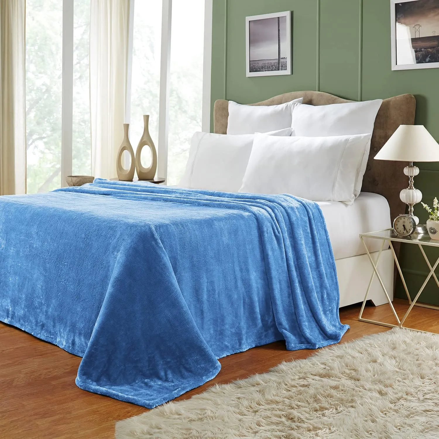 Superior Classic Solid Fleece Blanket, Thick, Cozy, Warm Blankets, Velvety Soft Plush Bedding and Sofa Throw, Cute Bedroom Decor, Fuzzy Cover, Medium Weight Comfort Essentials, Throw, Blue