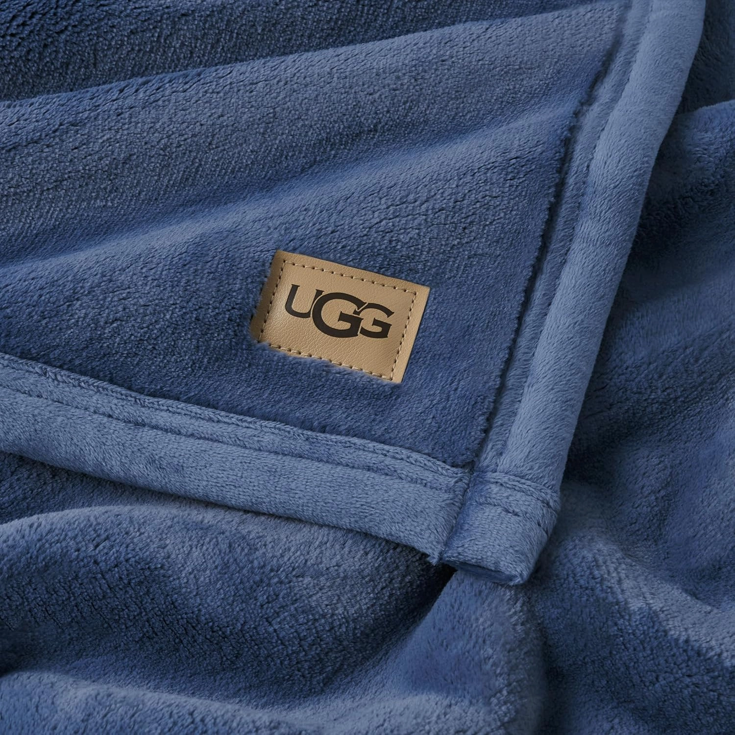 UGG Coco Plush Throw Blanket – Cozy Soft Fleece Blanket for Couch, Bed or Chair, Housewarming Gift for Women, Bedroom or Living Room Decor, Lightweight & Hypoallergenic, 50" x 70" Blue (Dart)