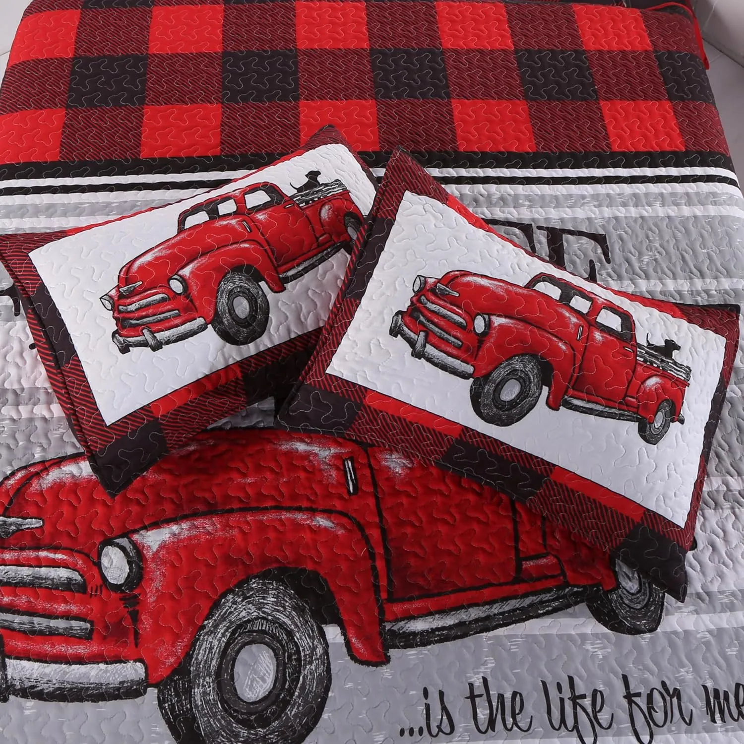 Virah Bella 2 Piece Twin Cabin Quilt Bedding Set - Farm Life - Red & Black Plaid - Rustic Country Reversible Patchwork Comforter Set with Decorative Pillow Shams