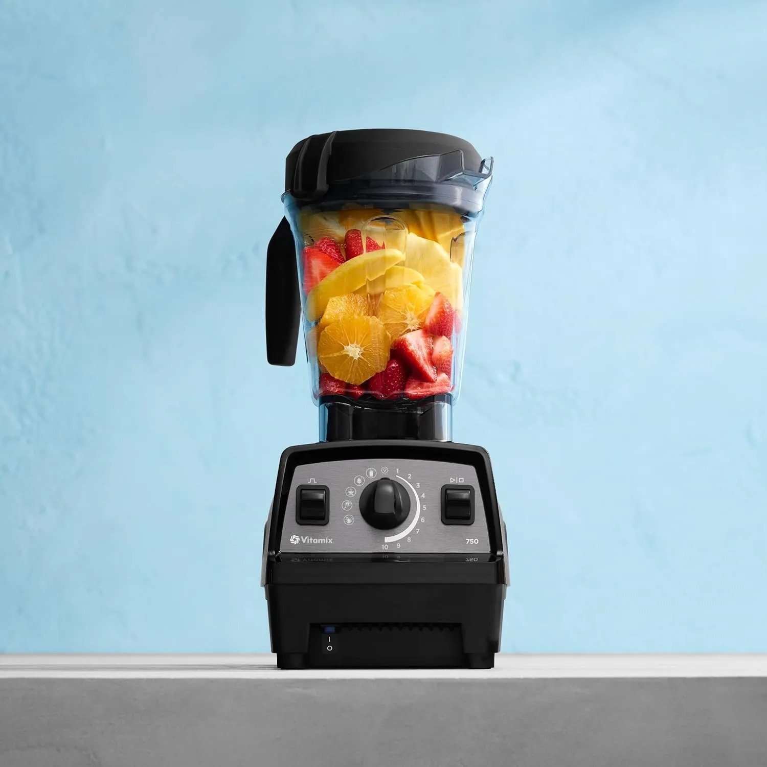 Vitamix Propel Series 750 Blender, Professional-Grade, 64-oz Low Profile Container, Red
